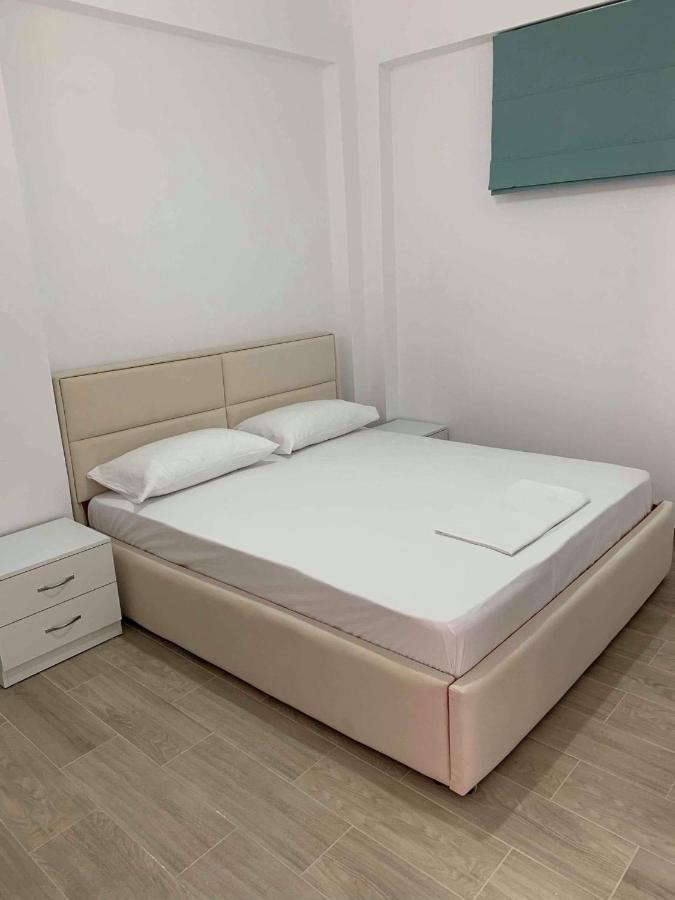 Villa Kristiana Sarande Bagian luar foto