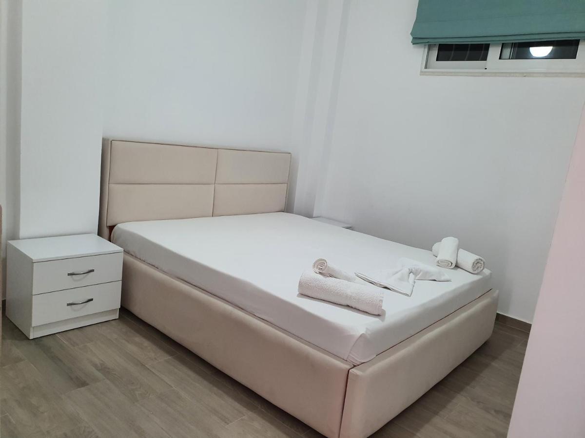 Villa Kristiana Sarande Bagian luar foto