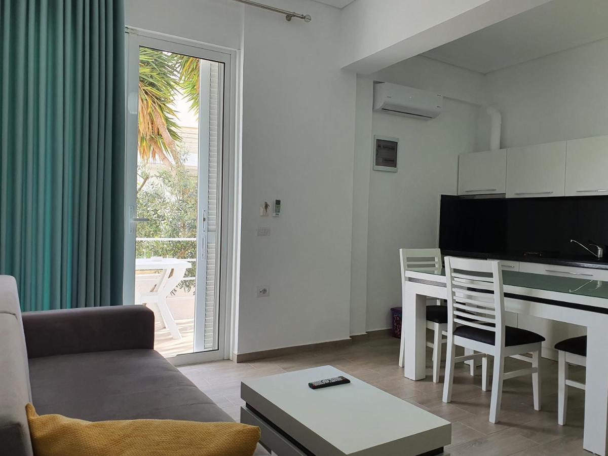 Villa Kristiana Sarande Bagian luar foto